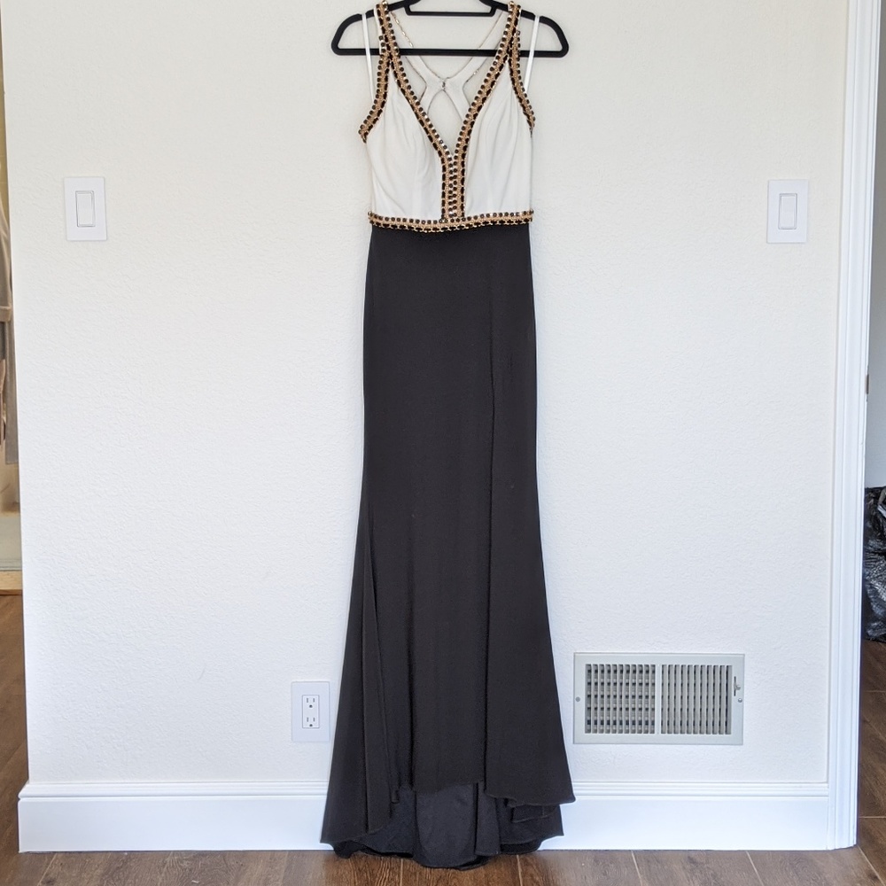 Mac Duggal Dress
